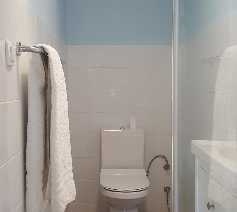 Проживание в семье Room next to Porto Montenegro Тиват
