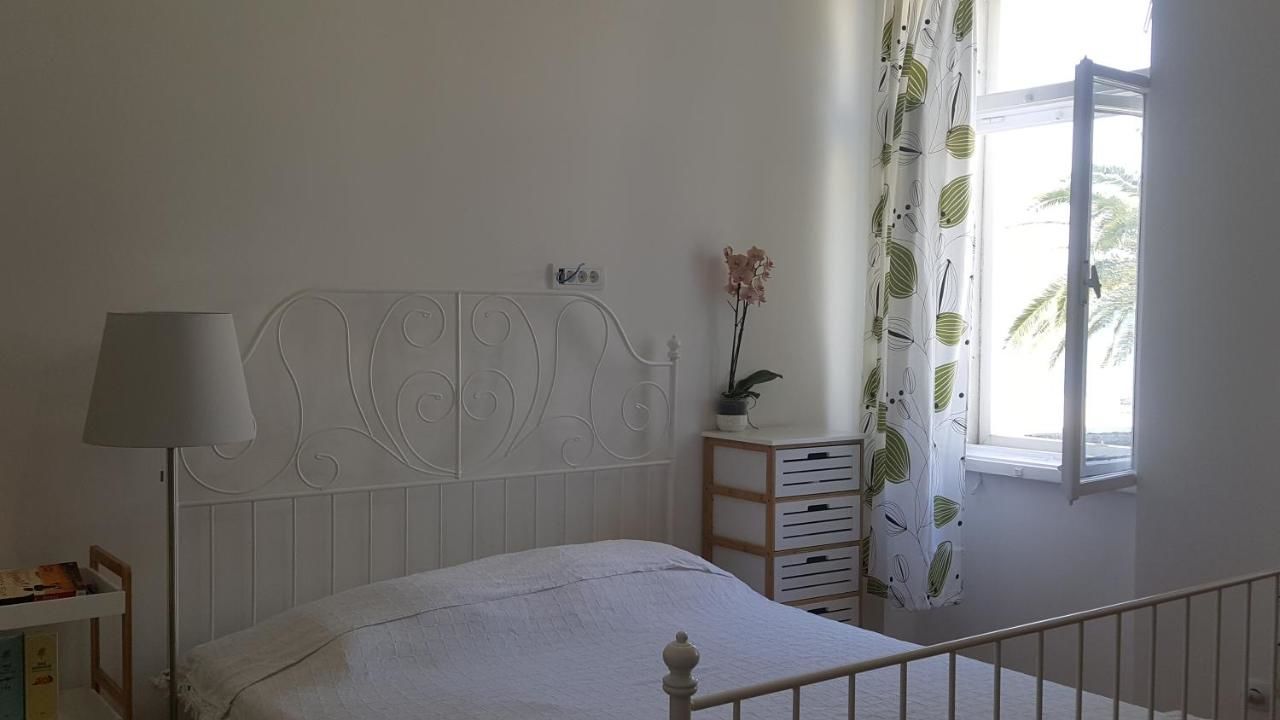 Проживание в семье Room next to Porto Montenegro Тиват