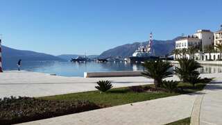 Проживание в семье Room next to Porto Montenegro Тиват Двухместный номер эконом-класса с 1 кроватью или 2 отдельными кроватями-37