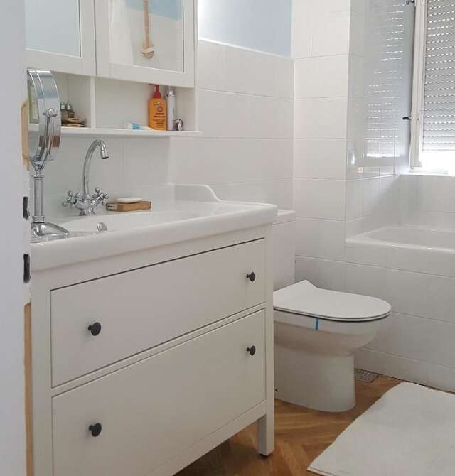 Проживание в семье Room next to Porto Montenegro Тиват-12