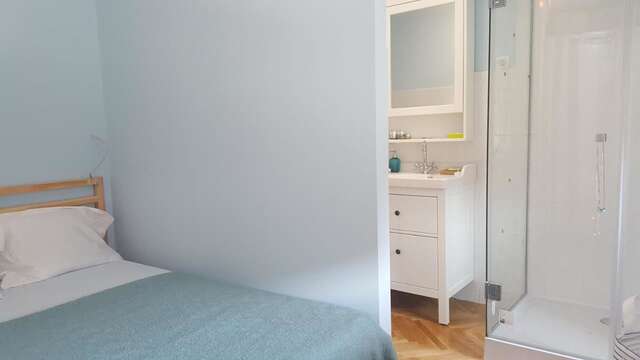 Проживание в семье Room next to Porto Montenegro Тиват-32