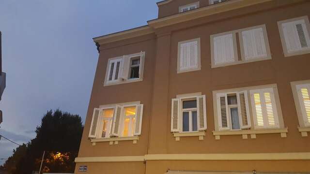 Проживание в семье Room next to Porto Montenegro Тиват-34