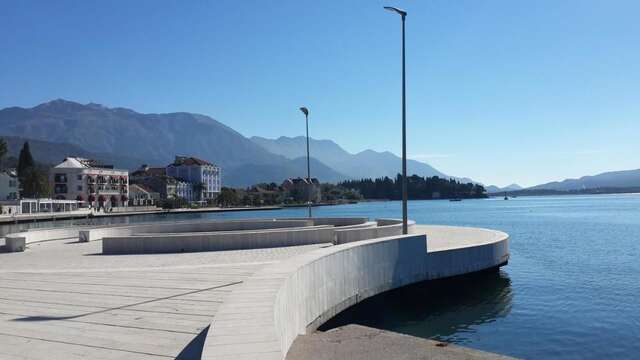 Проживание в семье Room next to Porto Montenegro Тиват-38